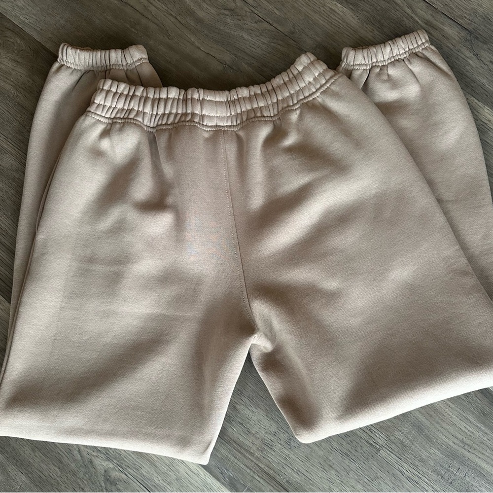 DFYNE Revive Heavy Weight Jogger - Beige - S - NWOT - Picture 4 of 4
